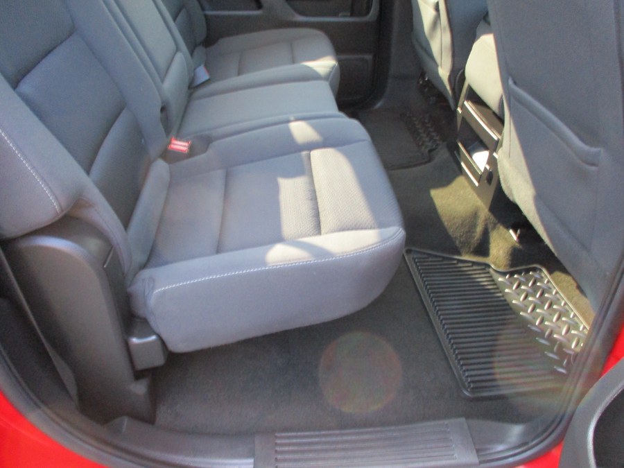 2017 Chevrolet Silverado 1500 4WD Crew Cab 143.5" LT w/2LT, available for sale in Suffield, Connecticut | Suffield Auto LLC. Suffield, Connecticut 2017 Chevrolet Silverado 1500 4WD Crew Cab 143.5" LT w/2LT, available for sale in Suffield, Connecticut | Suffield Auto LLC. Suffield, Connecticut