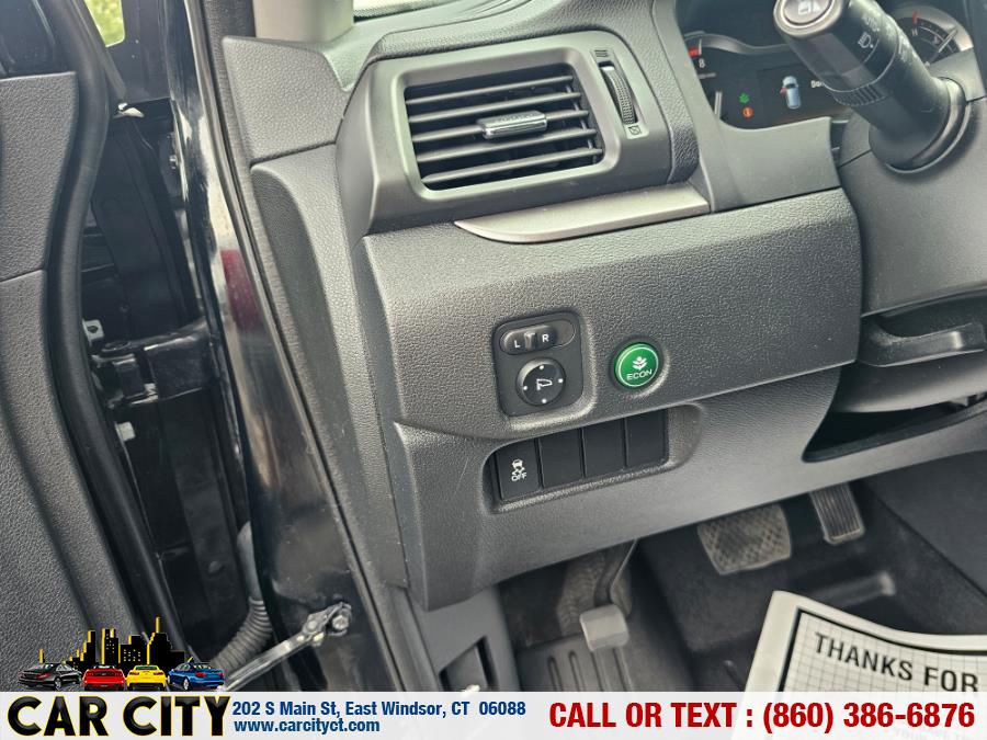 2016 Honda Pilot AWD 4dr EX-L, available for sale in East Windsor, Connecticut | Car City LLC. East Windsor, Connecticut 2016 Honda Pilot AWD 4dr EX-L, available for sale in East Windsor, Connecticut | Car City LLC. East Windsor, Connecticut