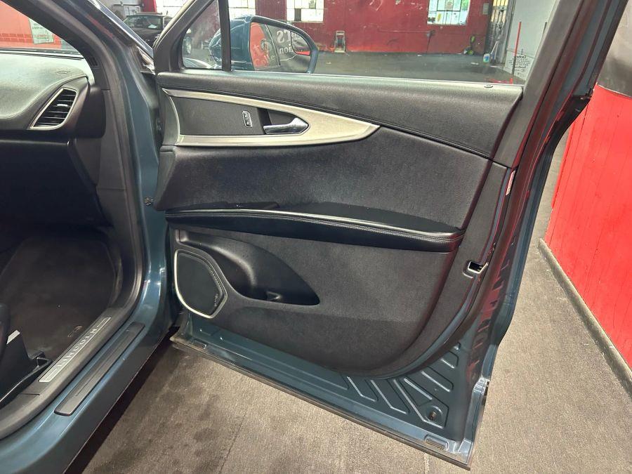2016 Lincoln Mkx Premiere Sport Utility 4D, available for sale in Garfield, New Jersey | Urban Motors Collection. Garfield, New Jersey 2016 Lincoln Mkx Premiere Sport Utility 4D, available for sale in Garfield, New Jersey | Urban Motors Collection. Garfield, New Jersey