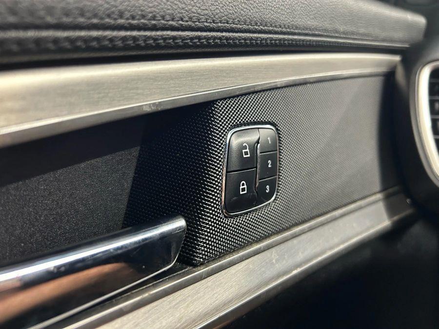 2016 Lincoln Mkx Premiere Sport Utility 4D, available for sale in Garfield, New Jersey | Urban Motors Collection. Garfield, New Jersey 2016 Lincoln Mkx Premiere Sport Utility 4D, available for sale in Garfield, New Jersey | Urban Motors Collection. Garfield, New Jersey