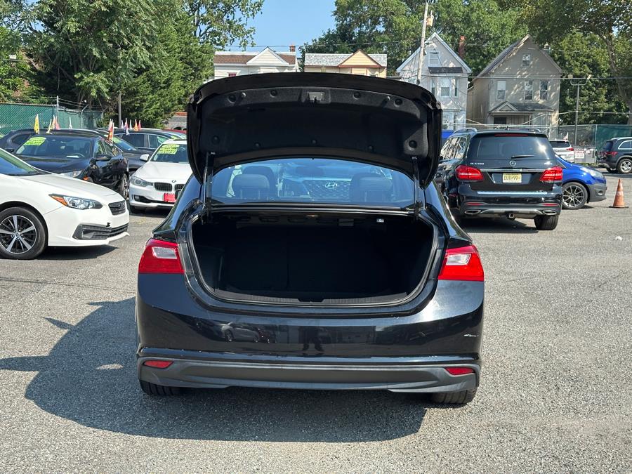 2017 Chevrolet Malibu 4dr Sdn LT w/1LT, available for sale in Irvington , New Jersey | Auto Haus of Irvington Corp. Irvington , New Jersey 2017 Chevrolet Malibu 4dr Sdn LT w/1LT, available for sale in Irvington , New Jersey | Auto Haus of Irvington Corp. Irvington , New Jersey