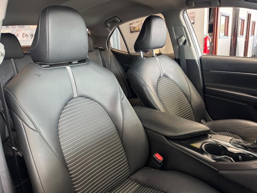 2020 Toyota Camry SE Auto (Natl), available for sale in Inwood, New York | 5 Towns Drive. Inwood, New York 2020 Toyota Camry SE Auto (Natl), available for sale in Inwood, New York | 5 Towns Drive. Inwood, New York