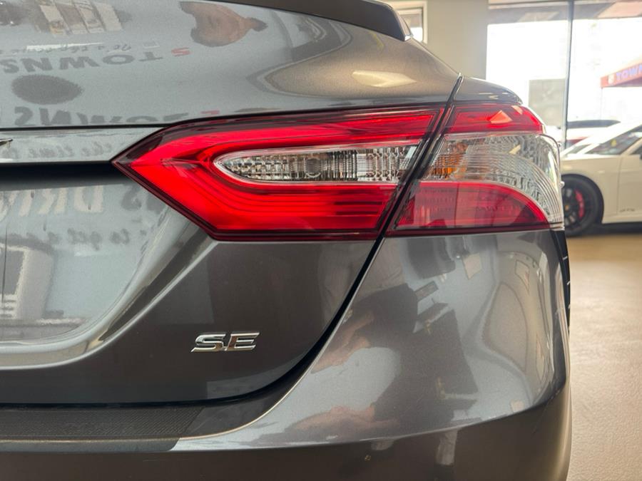 2020 Toyota Camry SE Auto (Natl), available for sale in Inwood, New York | 5 Towns Drive. Inwood, New York 2020 Toyota Camry SE Auto (Natl), available for sale in Inwood, New York | 5 Towns Drive. Inwood, New York