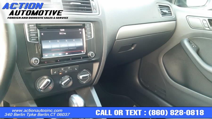 2016 Volkswagen Jetta Sedan 4dr Auto 1.4T SE w/Connectivity, available for sale in Berlin, Connecticut | Action Automotive. Berlin, Connecticut 2016 Volkswagen Jetta Sedan 4dr Auto 1.4T SE w/Connectivity, available for sale in Berlin, Connecticut | Action Automotive. Berlin, Connecticut