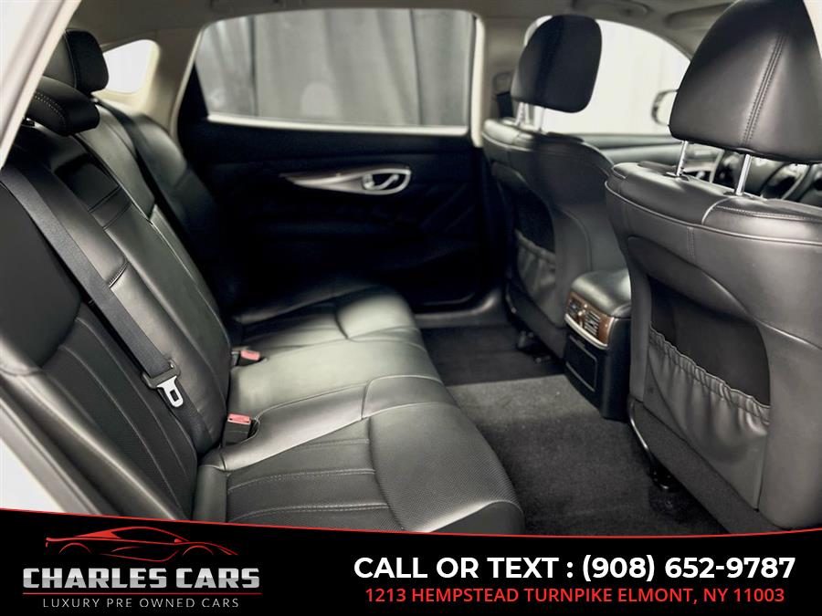 2016 Infiniti Q70l 5.6 Deluxe Touring Pkg, available for sale in Elmont, New York | Charles Cars. Elmont, New York 2016 Infiniti Q70l 5.6 Deluxe Touring Pkg, available for sale in Elmont, New York | Charles Cars. Elmont, New York