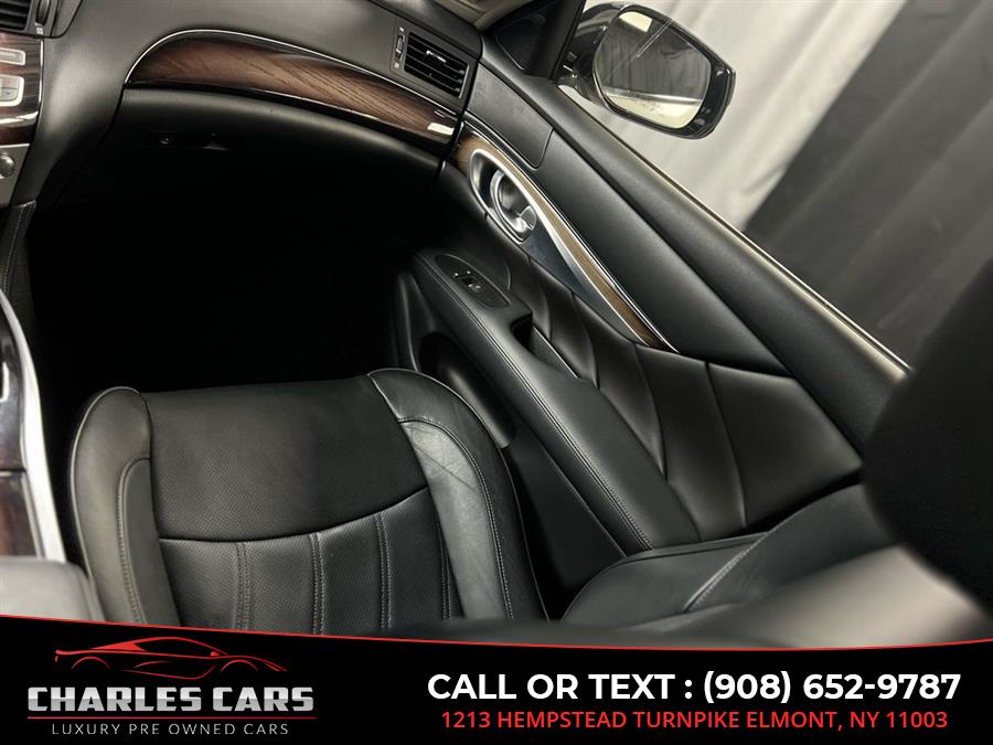 2016 Infiniti Q70l 5.6 Deluxe Touring Pkg, available for sale in Elmont, New York | Charles Cars. Elmont, New York 2016 Infiniti Q70l 5.6 Deluxe Touring Pkg, available for sale in Elmont, New York | Charles Cars. Elmont, New York