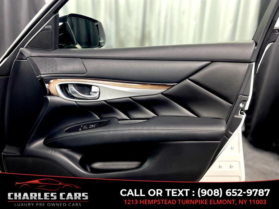 2016 Infiniti Q70l 5.6 Deluxe Touring Pkg, available for sale in Elmont, New York | Charles Cars. Elmont, New York 2016 Infiniti Q70l 5.6 Deluxe Touring Pkg, available for sale in Elmont, New York | Charles Cars. Elmont, New York