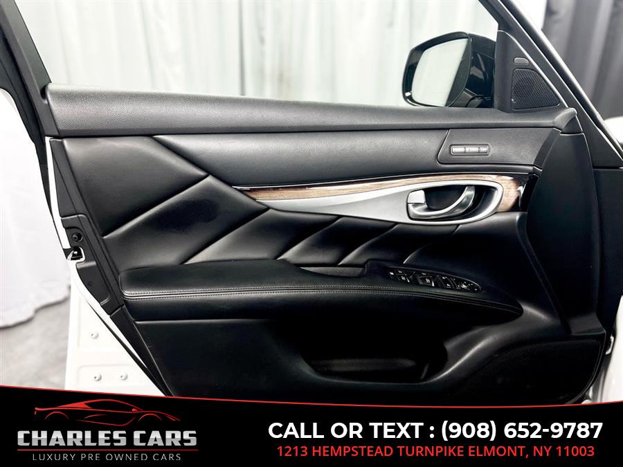 2016 Infiniti Q70l 5.6 Deluxe Touring Pkg, available for sale in Elmont, New York | Charles Cars. Elmont, New York 2016 Infiniti Q70l 5.6 Deluxe Touring Pkg, available for sale in Elmont, New York | Charles Cars. Elmont, New York