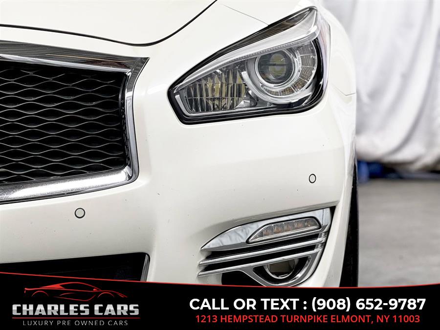 2016 Infiniti Q70l 5.6 Deluxe Touring Pkg, available for sale in Elmont, New York | Charles Cars. Elmont, New York 2016 Infiniti Q70l 5.6 Deluxe Touring Pkg, available for sale in Elmont, New York | Charles Cars. Elmont, New York