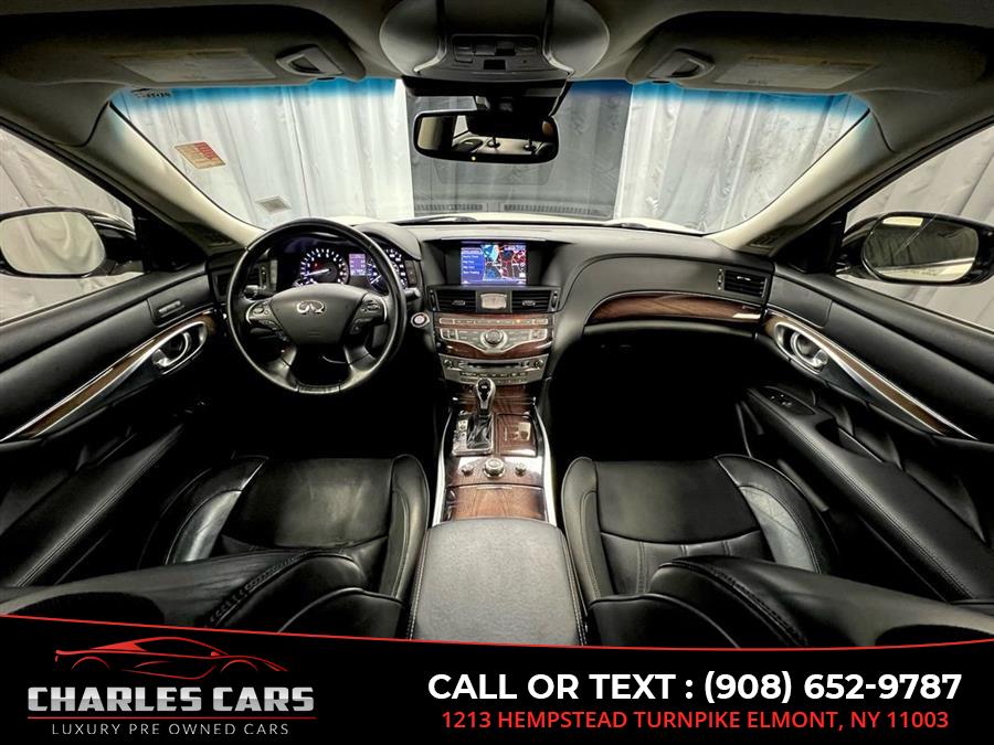 2016 Infiniti Q70l 5.6 Deluxe Touring Pkg, available for sale in Elmont, New York | Charles Cars. Elmont, New York 2016 Infiniti Q70l 5.6 Deluxe Touring Pkg, available for sale in Elmont, New York | Charles Cars. Elmont, New York