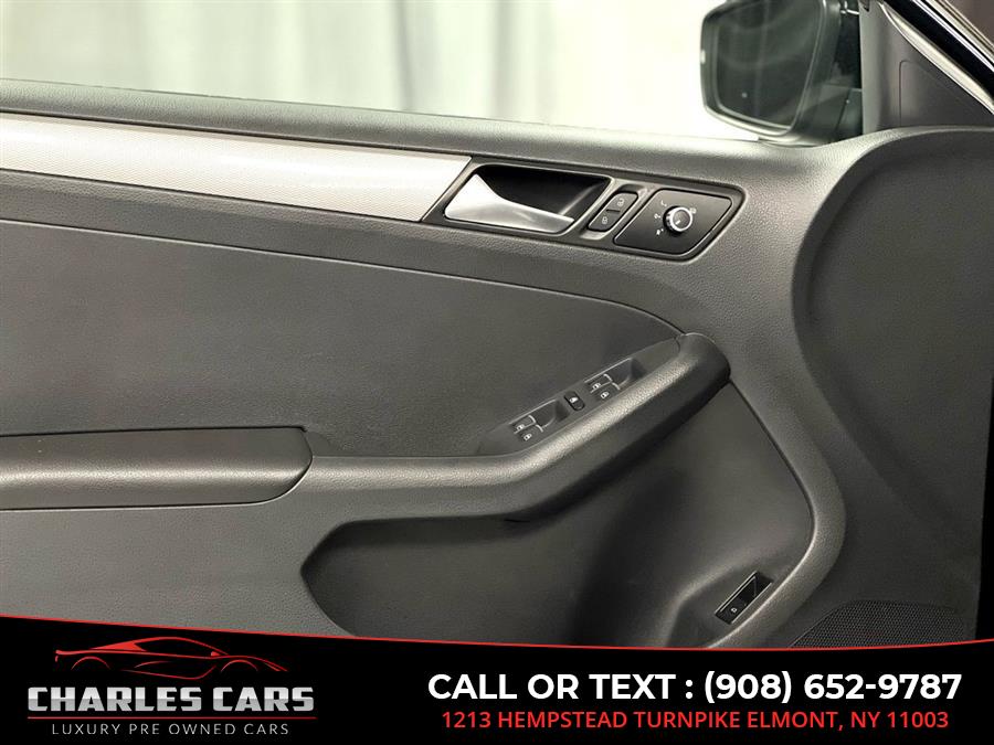 2015 Volkswagen Jetta SE, available for sale in Elmont, New York | Charles Cars. Elmont, New York 2015 Volkswagen Jetta SE, available for sale in Elmont, New York | Charles Cars. Elmont, New York
