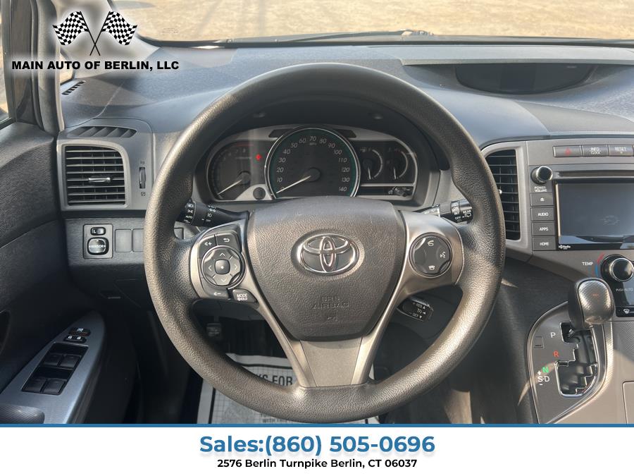 2015 Toyota Venza 4dr Wgn I4 AWD LE (Natl), available for sale in Berlin, Connecticut | Main Auto of Berlin. Berlin, Connecticut 2015 Toyota Venza 4dr Wgn I4 AWD LE (Natl), available for sale in Berlin, Connecticut | Main Auto of Berlin. Berlin, Connecticut
