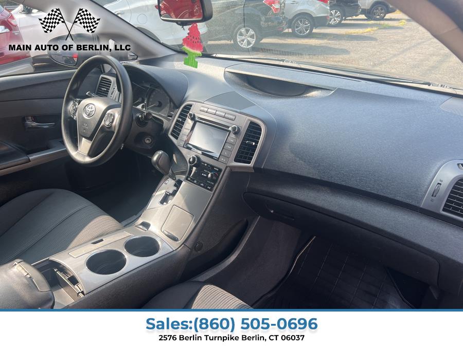 2015 Toyota Venza 4dr Wgn I4 AWD LE (Natl), available for sale in Berlin, Connecticut | Main Auto of Berlin. Berlin, Connecticut 2015 Toyota Venza 4dr Wgn I4 AWD LE (Natl), available for sale in Berlin, Connecticut | Main Auto of Berlin. Berlin, Connecticut