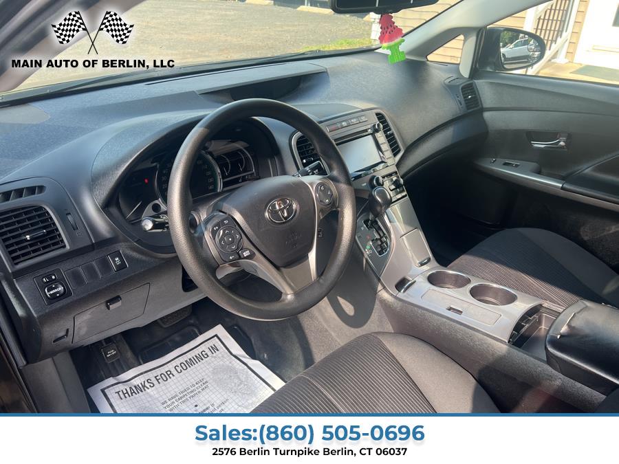 2015 Toyota Venza 4dr Wgn I4 AWD LE (Natl), available for sale in Berlin, Connecticut | Main Auto of Berlin. Berlin, Connecticut 2015 Toyota Venza 4dr Wgn I4 AWD LE (Natl), available for sale in Berlin, Connecticut | Main Auto of Berlin. Berlin, Connecticut
