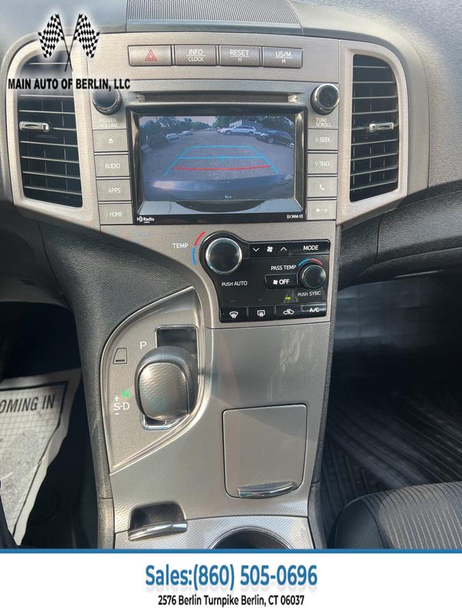 2015 Toyota Venza 4dr Wgn I4 AWD LE (Natl), available for sale in Berlin, Connecticut | Main Auto of Berlin. Berlin, Connecticut 2015 Toyota Venza 4dr Wgn I4 AWD LE (Natl), available for sale in Berlin, Connecticut | Main Auto of Berlin. Berlin, Connecticut