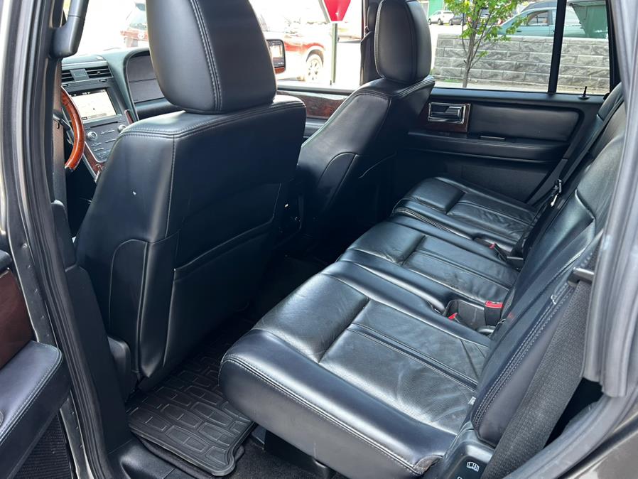 2017 Lincoln Navigator 4x4 Select, available for sale in Irvington, New Jersey | Elis Motors Corp. Irvington, New Jersey 2017 Lincoln Navigator 4x4 Select, available for sale in Irvington, New Jersey | Elis Motors Corp. Irvington, New Jersey