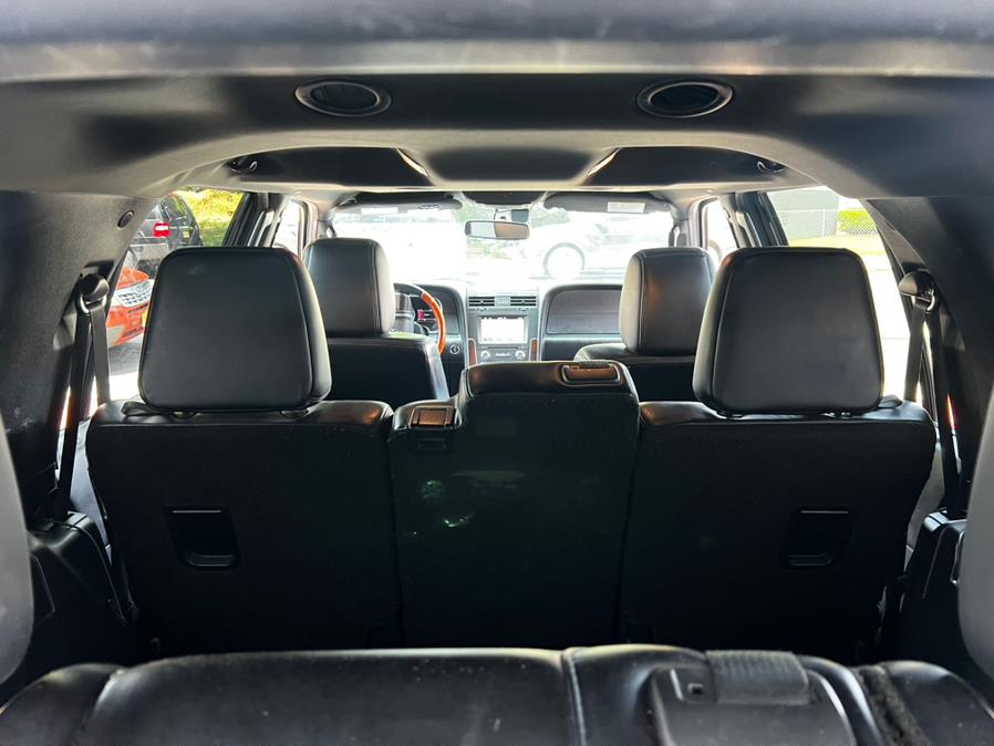 2017 Lincoln Navigator 4x4 Select, available for sale in Irvington, New Jersey | Elis Motors Corp. Irvington, New Jersey 2017 Lincoln Navigator 4x4 Select, available for sale in Irvington, New Jersey | Elis Motors Corp. Irvington, New Jersey