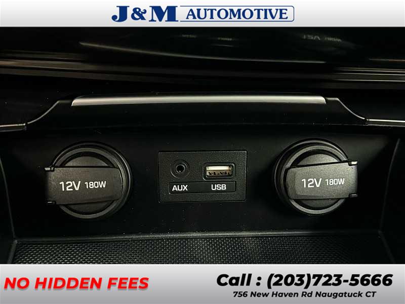 2015 Hyundai Genesis 3.8L, available for sale in Naugatuck, Connecticut | J&M Automotive Sls&Svc LLC. Naugatuck, Connecticut 2015 Hyundai Genesis 3.8L, available for sale in Naugatuck, Connecticut | J&M Automotive Sls&Svc LLC. Naugatuck, Connecticut