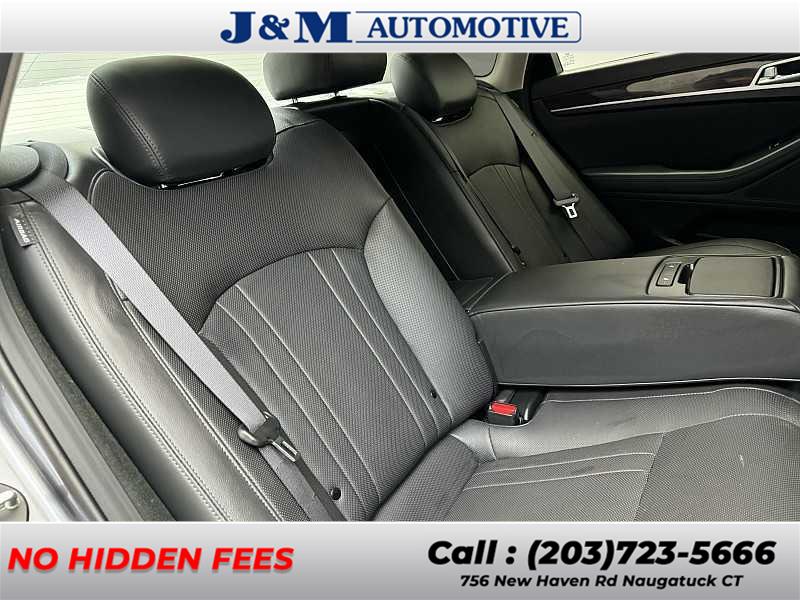 2015 Hyundai Genesis 3.8L, available for sale in Naugatuck, Connecticut | J&M Automotive Sls&Svc LLC. Naugatuck, Connecticut 2015 Hyundai Genesis 3.8L, available for sale in Naugatuck, Connecticut | J&M Automotive Sls&Svc LLC. Naugatuck, Connecticut