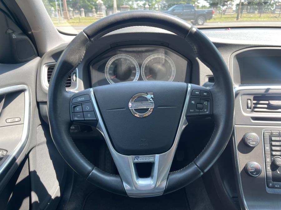 2012 Volvo S60 AWD 4dr Sdn T6 R-Design, available for sale in Bloomfield, Connecticut | AXA Car Sales and Repair LLC. Bloomfield, Connecticut 2012 Volvo S60 AWD 4dr Sdn T6 R-Design, available for sale in Bloomfield, Connecticut | AXA Car Sales and Repair LLC. Bloomfield, Connecticut