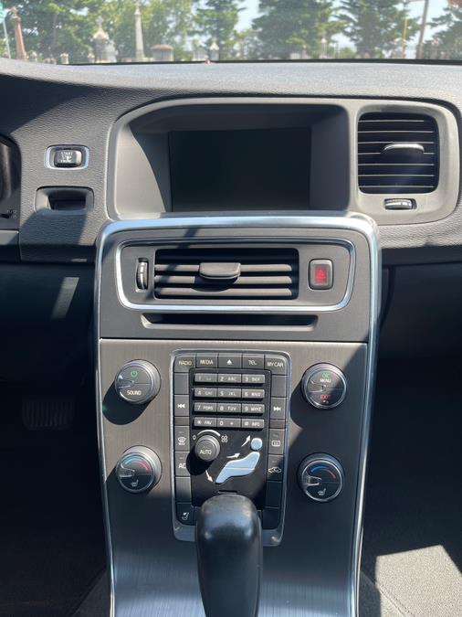 2012 Volvo S60 AWD 4dr Sdn T6 R-Design, available for sale in Bloomfield, Connecticut | AXA Car Sales and Repair LLC. Bloomfield, Connecticut 2012 Volvo S60 AWD 4dr Sdn T6 R-Design, available for sale in Bloomfield, Connecticut | AXA Car Sales and Repair LLC. Bloomfield, Connecticut