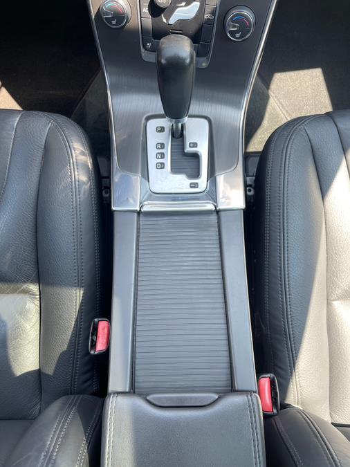 2012 Volvo S60 AWD 4dr Sdn T6 R-Design, available for sale in Bloomfield, Connecticut | AXA Car Sales and Repair LLC. Bloomfield, Connecticut 2012 Volvo S60 AWD 4dr Sdn T6 R-Design, available for sale in Bloomfield, Connecticut | AXA Car Sales and Repair LLC. Bloomfield, Connecticut