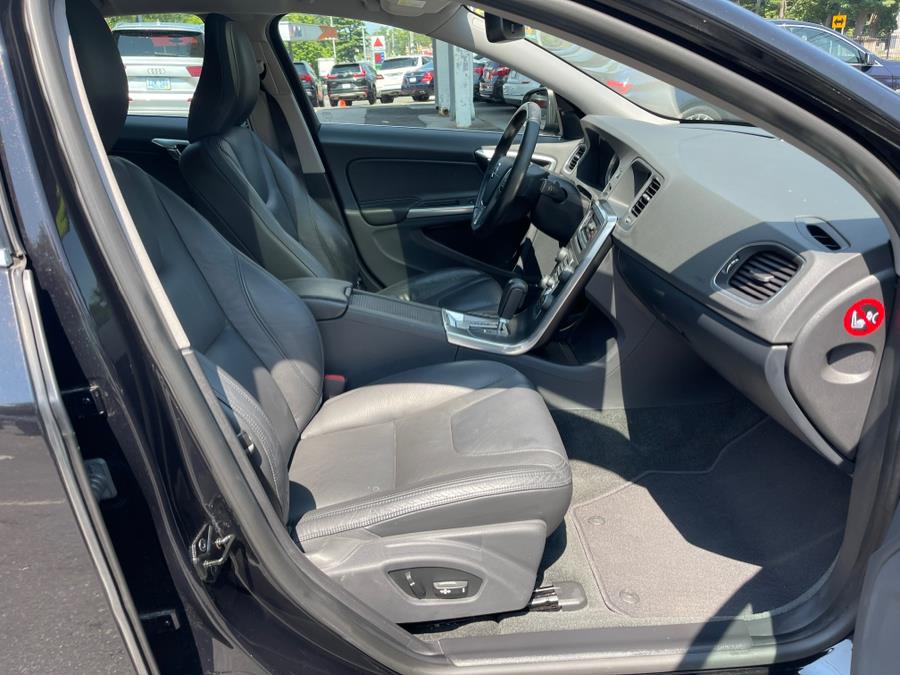 2012 Volvo S60 AWD 4dr Sdn T6 R-Design, available for sale in Bloomfield, Connecticut | AXA Car Sales and Repair LLC. Bloomfield, Connecticut 2012 Volvo S60 AWD 4dr Sdn T6 R-Design, available for sale in Bloomfield, Connecticut | AXA Car Sales and Repair LLC. Bloomfield, Connecticut
