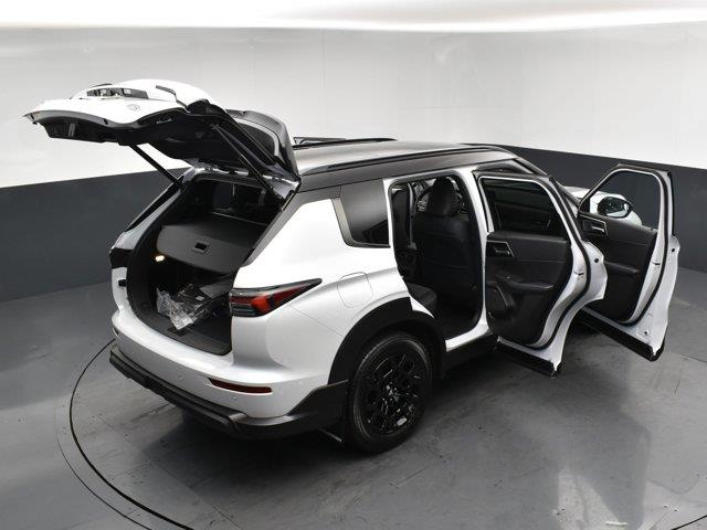2025 Mitsubishi Outlander , available for sale in Woodside, New York | Drive Central. Woodside, New York 2025 Mitsubishi Outlander , available for sale in Woodside, New York | Drive Central. Woodside, New York