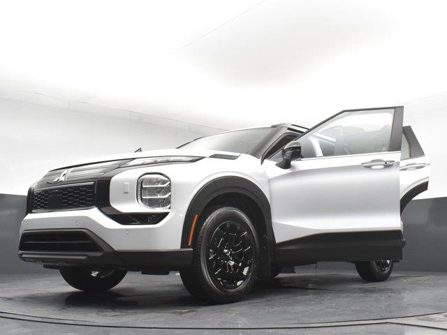 2025 Mitsubishi Outlander , available for sale in Woodside, New York | Drive Central. Woodside, New York 2025 Mitsubishi Outlander , available for sale in Woodside, New York | Drive Central. Woodside, New York