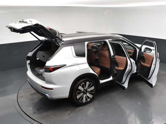 2025 Mitsubishi Outlander , available for sale in Woodside, New York | Drive Central. Woodside, New York 2025 Mitsubishi Outlander , available for sale in Woodside, New York | Drive Central. Woodside, New York