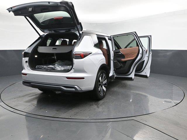 2025 Mitsubishi Outlander , available for sale in Woodside, New York | Drive Central. Woodside, New York 2025 Mitsubishi Outlander , available for sale in Woodside, New York | Drive Central. Woodside, New York