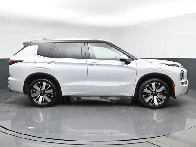 2025 Mitsubishi Outlander , available for sale in Woodside, New York | Drive Central. Woodside, New York 2025 Mitsubishi Outlander , available for sale in Woodside, New York | Drive Central. Woodside, New York