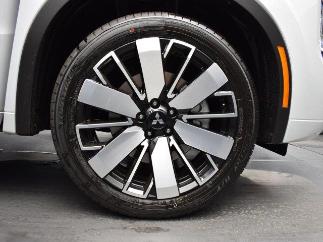 2025 Mitsubishi Outlander , available for sale in Woodside, New York | Drive Central. Woodside, New York 2025 Mitsubishi Outlander , available for sale in Woodside, New York | Drive Central. Woodside, New York