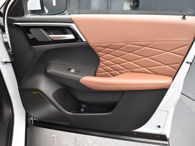 2025 Mitsubishi Outlander , available for sale in Woodside, New York | Drive Central. Woodside, New York 2025 Mitsubishi Outlander , available for sale in Woodside, New York | Drive Central. Woodside, New York