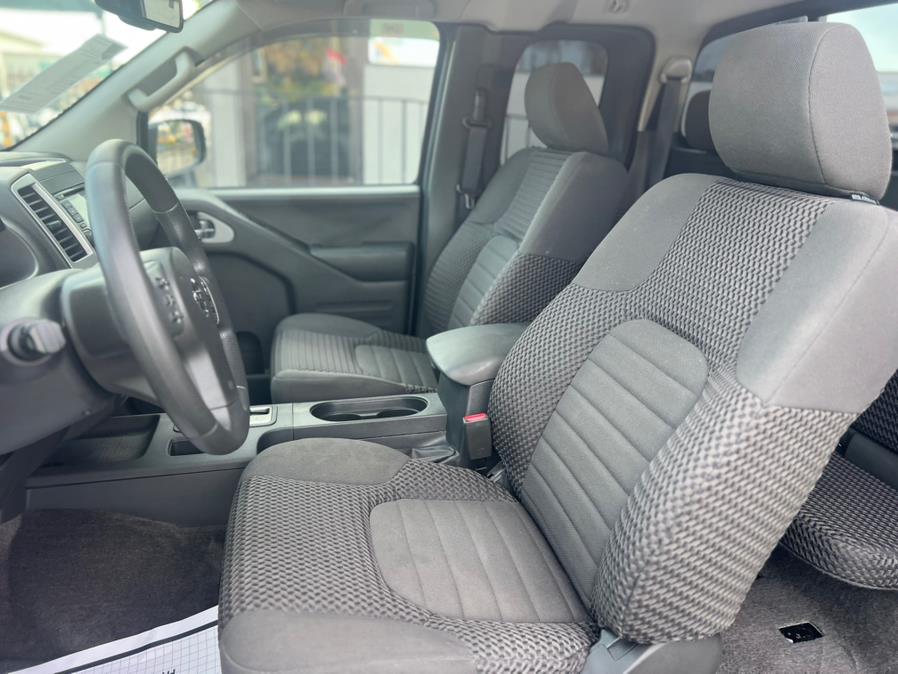 2015 Nissan Frontier 2WD King Cab V6 Auto SV, available for sale in Hialeah, Florida | The Palm Motors LLC. Hialeah, Florida 2015 Nissan Frontier 2WD King Cab V6 Auto SV, available for sale in Hialeah, Florida | The Palm Motors LLC. Hialeah, Florida