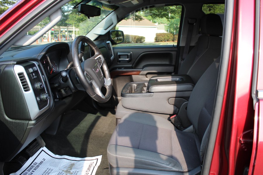 2016 GMC Sierra 2500HD 4WD Double Cab 144.2" SLE, available for sale in New Britain, Connecticut | Universal Motors LLC. New Britain, Connecticut 2016 GMC Sierra 2500HD 4WD Double Cab 144.2" SLE, available for sale in New Britain, Connecticut | Universal Motors LLC. New Britain, Connecticut