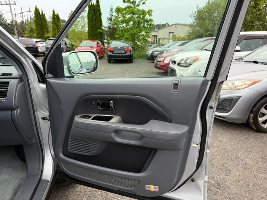 2006 Honda Pilot 4WD EX-L AT with RES, available for sale in East Windsor, Connecticut | STS Automotive. East Windsor, Connecticut 2006 Honda Pilot 4WD EX-L AT with RES, available for sale in East Windsor, Connecticut | STS Automotive. East Windsor, Connecticut
