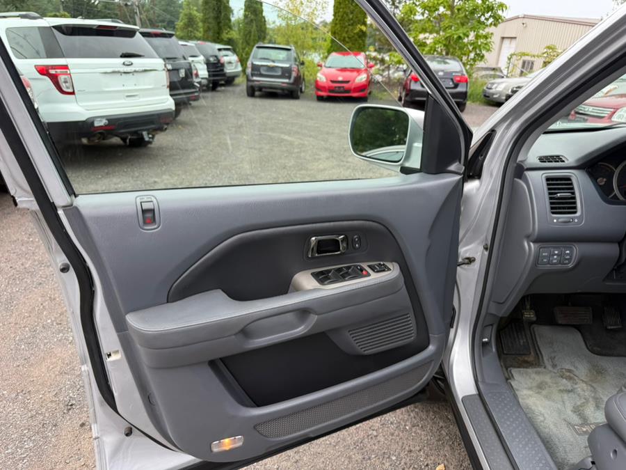 2006 Honda Pilot 4WD EX-L AT with RES, available for sale in East Windsor, Connecticut | STS Automotive. East Windsor, Connecticut 2006 Honda Pilot 4WD EX-L AT with RES, available for sale in East Windsor, Connecticut | STS Automotive. East Windsor, Connecticut