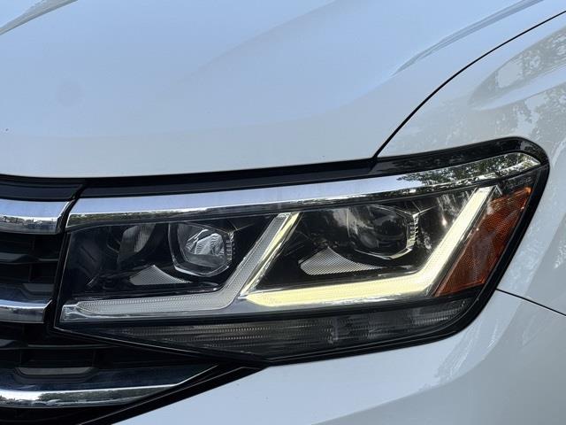 2021 Volkswagen Atlas 3.6L V6 SE w/Technology, available for sale in Floral Park, New York | Shop Auto NY. Floral Park, New York 2021 Volkswagen Atlas 3.6L V6 SE w/Technology, available for sale in Floral Park, New York | Shop Auto NY. Floral Park, New York