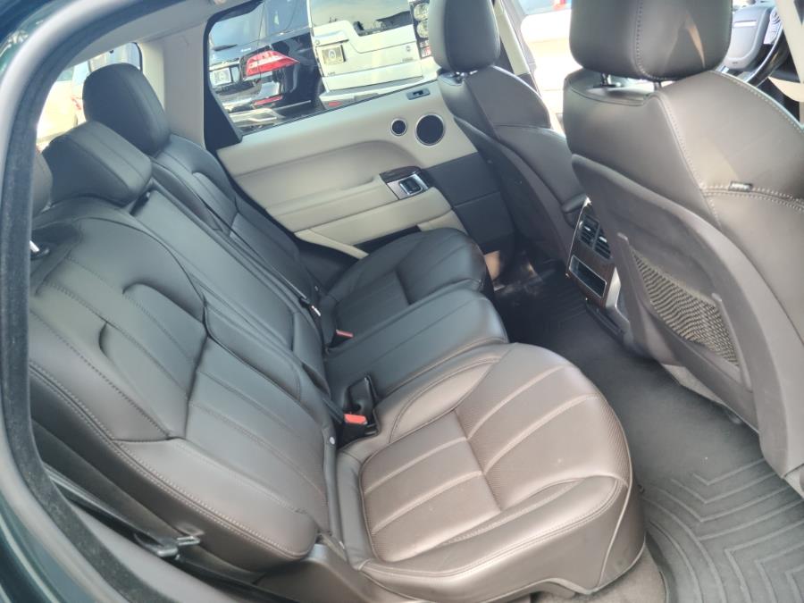 2015 Land Rover Range Rover Sport 4WD 4dr HSE, available for sale in Milford, Connecticut | Chip's Auto Sales Inc. Milford, Connecticut 2015 Land Rover Range Rover Sport 4WD 4dr HSE, available for sale in Milford, Connecticut | Chip's Auto Sales Inc. Milford, Connecticut