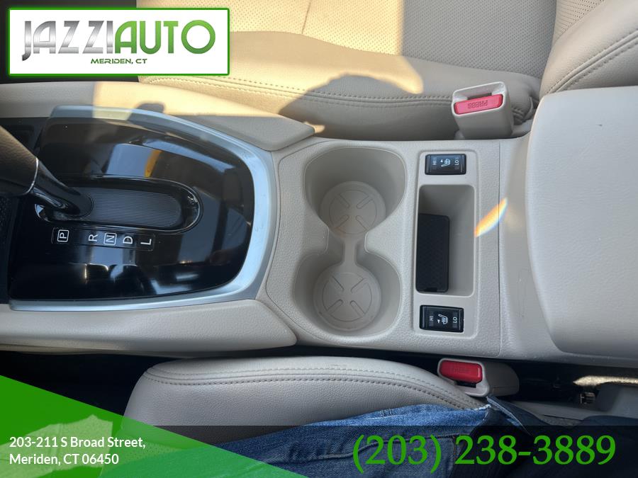 2016 Nissan Rogue AWD 4dr SL, available for sale in Meriden, Connecticut | Jazzi Auto Sales LLC. Meriden, Connecticut 2016 Nissan Rogue AWD 4dr SL, available for sale in Meriden, Connecticut | Jazzi Auto Sales LLC. Meriden, Connecticut