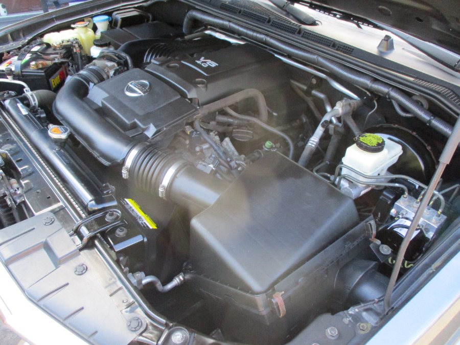 2016 Nissan Frontier 4WD King Cab Auto SV, available for sale in Meriden, Connecticut | Cos Central Auto. Meriden, Connecticut 2016 Nissan Frontier 4WD King Cab Auto SV, available for sale in Meriden, Connecticut | Cos Central Auto. Meriden, Connecticut