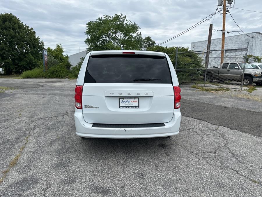 2014 Dodge Grand Caravan 4dr Wgn American Value Pkg, available for sale in Milford, Connecticut | Dealertown Auto Wholesalers. Milford, Connecticut 2014 Dodge Grand Caravan 4dr Wgn American Value Pkg, available for sale in Milford, Connecticut | Dealertown Auto Wholesalers. Milford, Connecticut