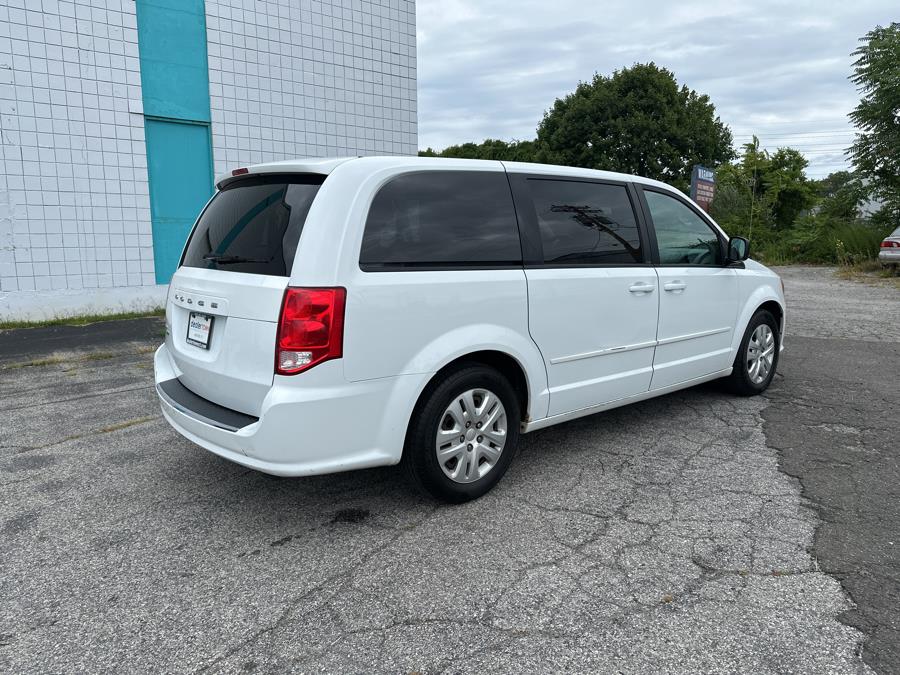 2014 Dodge Grand Caravan 4dr Wgn American Value Pkg, available for sale in Milford, Connecticut | Dealertown Auto Wholesalers. Milford, Connecticut 2014 Dodge Grand Caravan 4dr Wgn American Value Pkg, available for sale in Milford, Connecticut | Dealertown Auto Wholesalers. Milford, Connecticut