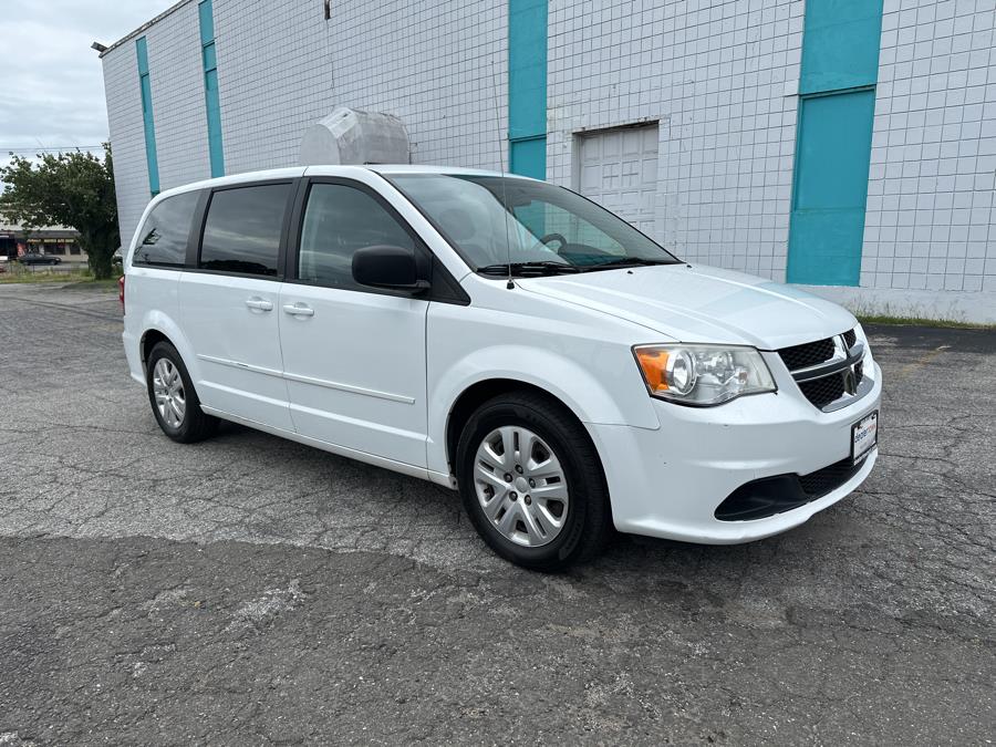 2014 Dodge Grand Caravan 4dr Wgn American Value Pkg, available for sale in Milford, Connecticut | Dealertown Auto Wholesalers. Milford, Connecticut 2014 Dodge Grand Caravan 4dr Wgn American Value Pkg, available for sale in Milford, Connecticut | Dealertown Auto Wholesalers. Milford, Connecticut