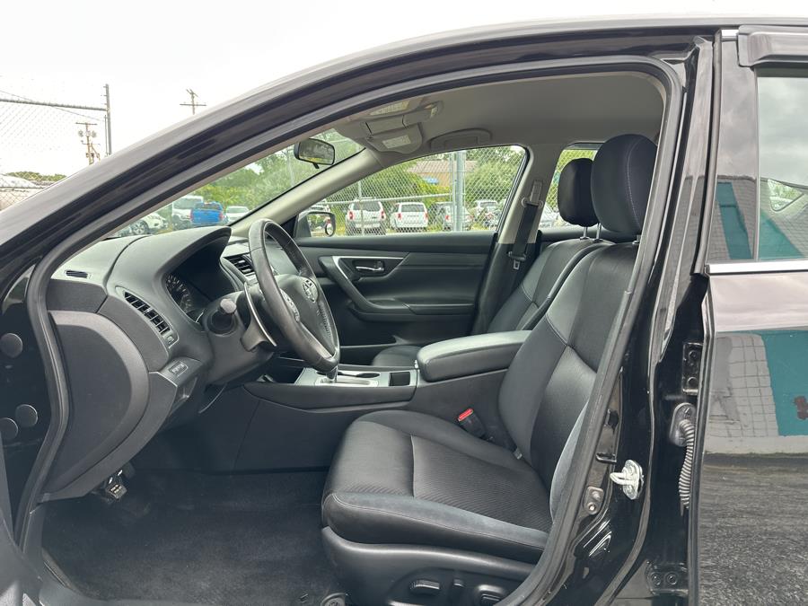 2017 Nissan Altima 2.5 S Sedan, available for sale in Milford, Connecticut | Dealertown Auto Wholesalers. Milford, Connecticut 2017 Nissan Altima 2.5 S Sedan, available for sale in Milford, Connecticut | Dealertown Auto Wholesalers. Milford, Connecticut