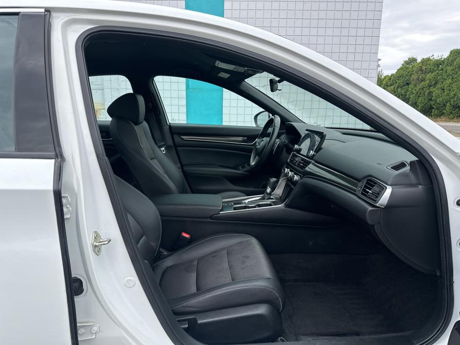 2019 Honda Accord Sedan Sport 1.5T CVT, available for sale in Milford, Connecticut | Dealertown Auto Wholesalers. Milford, Connecticut 2019 Honda Accord Sedan Sport 1.5T CVT, available for sale in Milford, Connecticut | Dealertown Auto Wholesalers. Milford, Connecticut