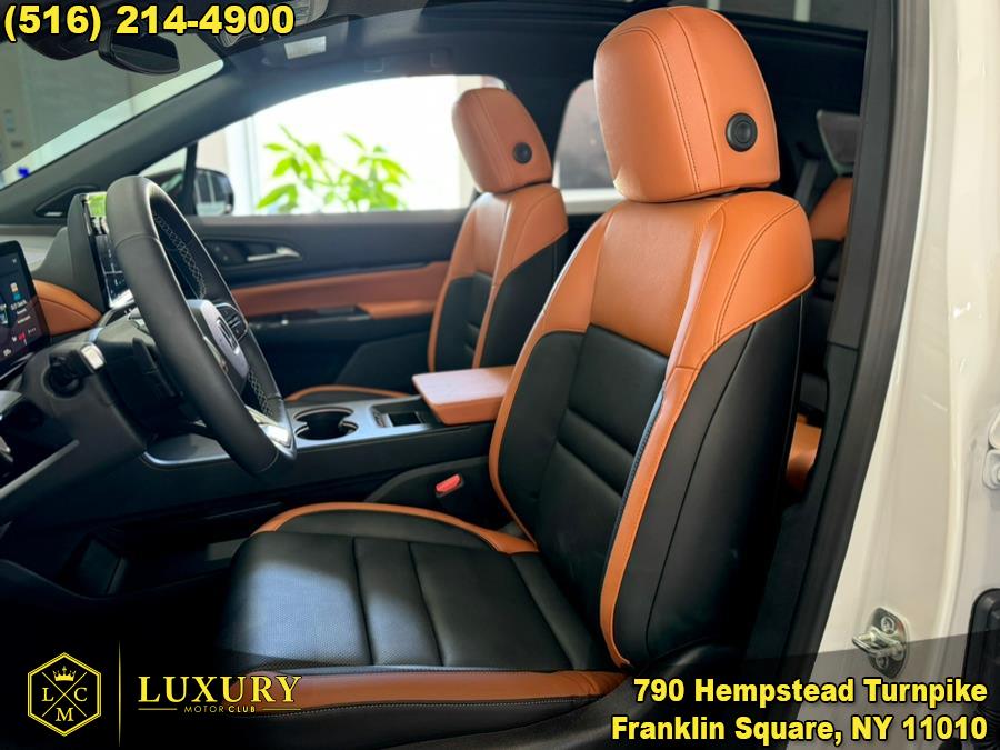 2025 Honda Prologue Elite AWD, available for sale in Franklin Square, New York | Luxury Motor Club. Franklin Square, New York 2025 Honda Prologue Elite AWD, available for sale in Franklin Square, New York | Luxury Motor Club. Franklin Square, New York