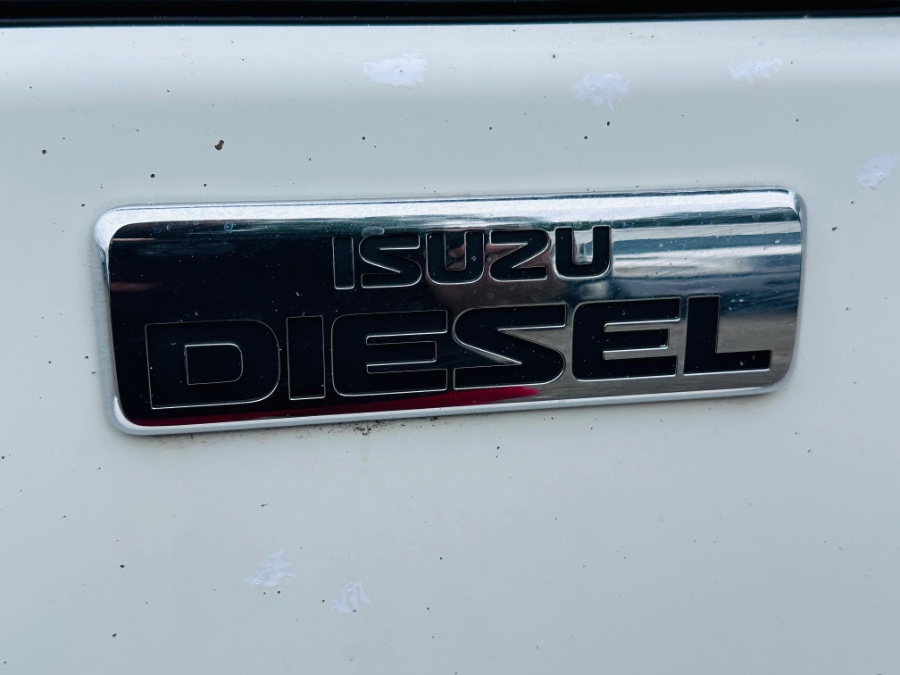 2019 Isuzu NPR HD 16 FEET DRY BOX + LOW MILES + RAMP + NO CDL, available for sale in South Amboy, New Jersey | NJ Truck Spot. South Amboy, New Jersey 2019 Isuzu NPR HD 16 FEET DRY BOX + LOW MILES + RAMP + NO CDL, available for sale in South Amboy, New Jersey | NJ Truck Spot. South Amboy, New Jersey