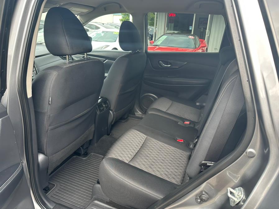 2018 Nissan Rogue AWD SV, available for sale in South Windsor, Connecticut | Mike And Tony Auto Sales, Inc. South Windsor, Connecticut 2018 Nissan Rogue AWD SV, available for sale in South Windsor, Connecticut | Mike And Tony Auto Sales, Inc. South Windsor, Connecticut